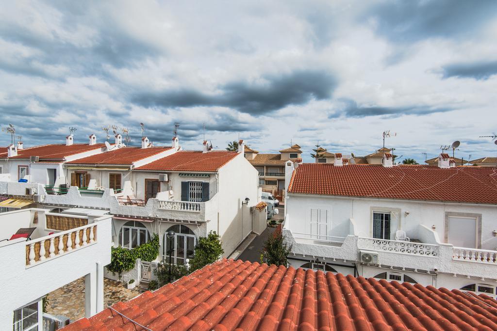 Casa En La Costa Torrevieja Exterior foto